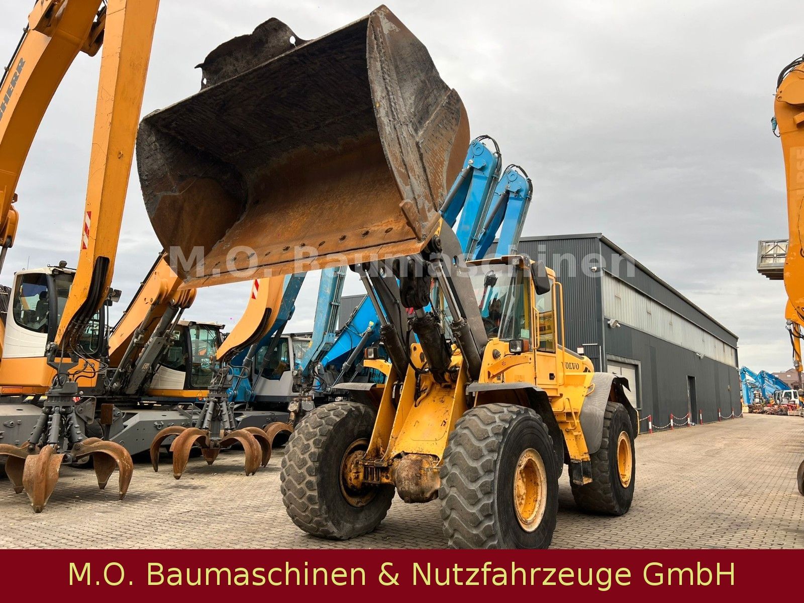 Fahrzeugabbildung Volvo L 120 E /BSS/Waage /AC / ZSA/