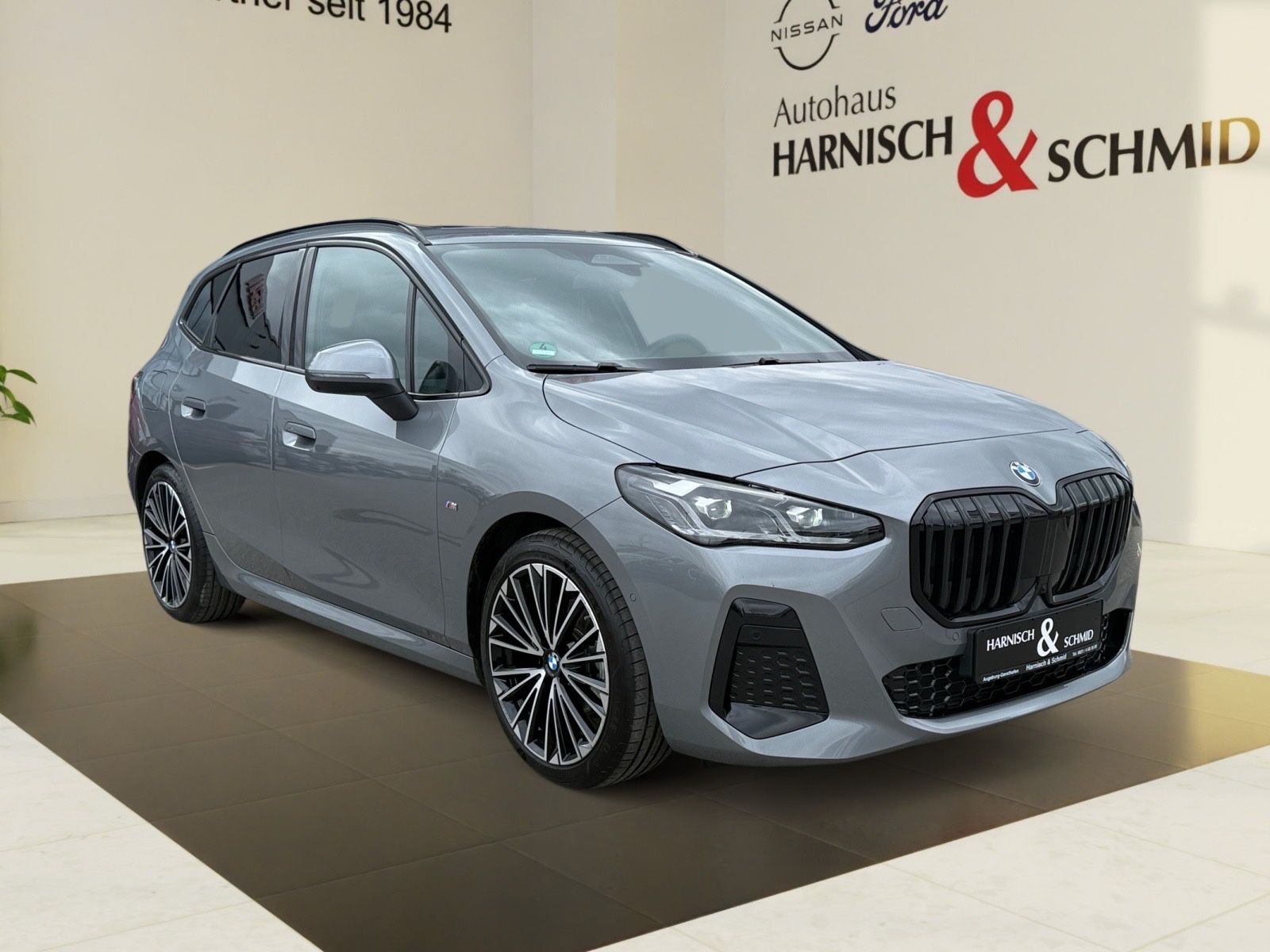 Fahrzeugabbildung BMW 2 Active Tourer 220 i M Sport