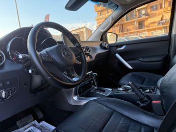 Mercedes X 250 - 6