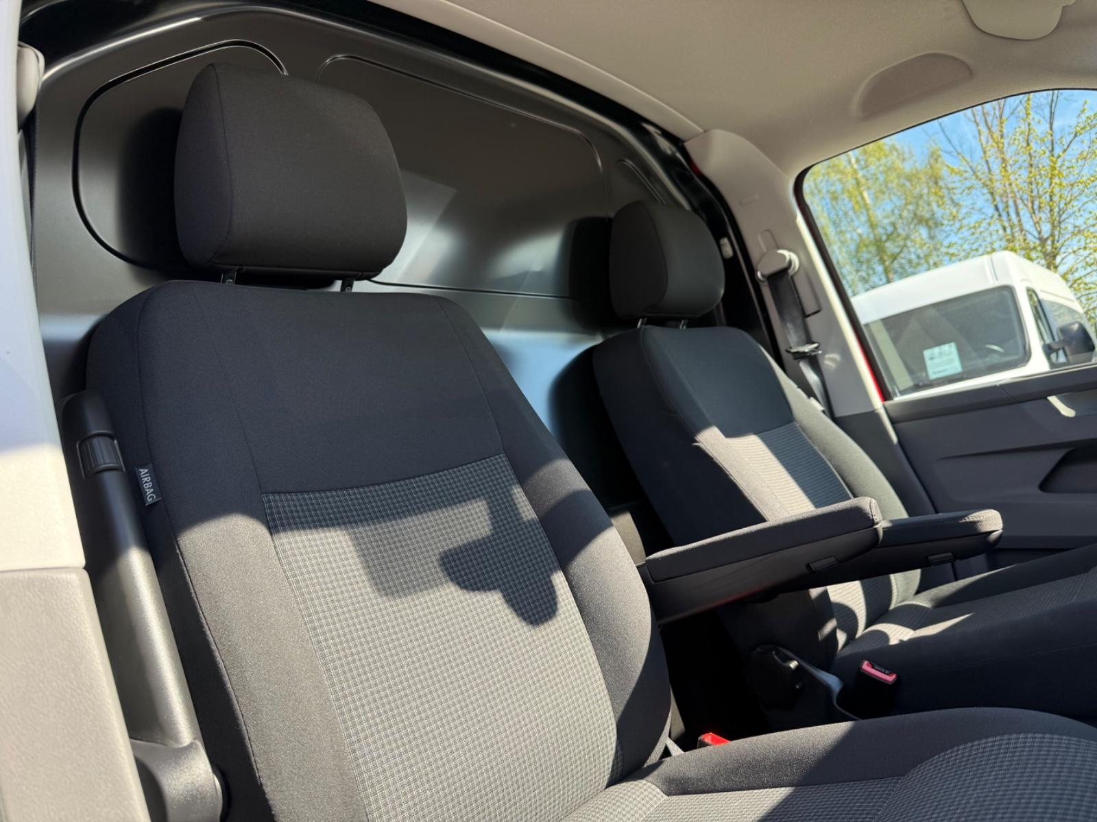Volkswagen T6.1 Transporter 2.0 TDI LED KAMERA TEMPOMAT STH