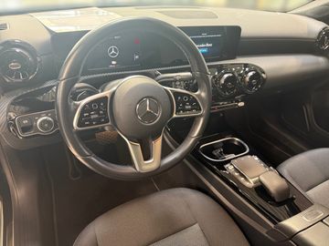 Mercedes A 250 - 6