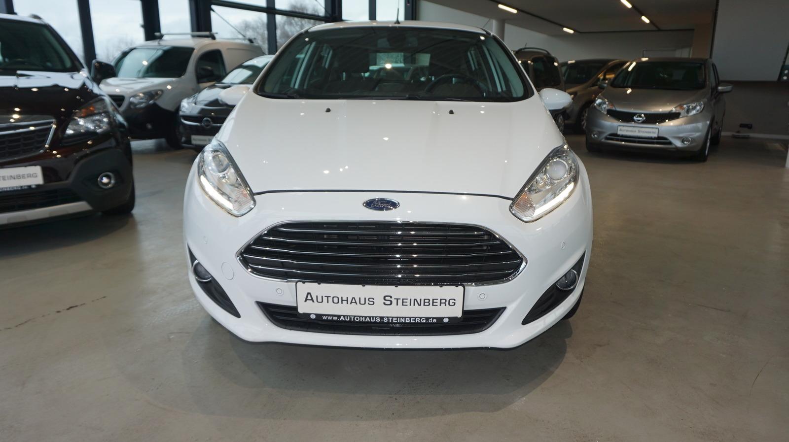 Ford Fiesta AUTOMATIK+NAVIGATION+SITZHEIZUNG+PDC Tita