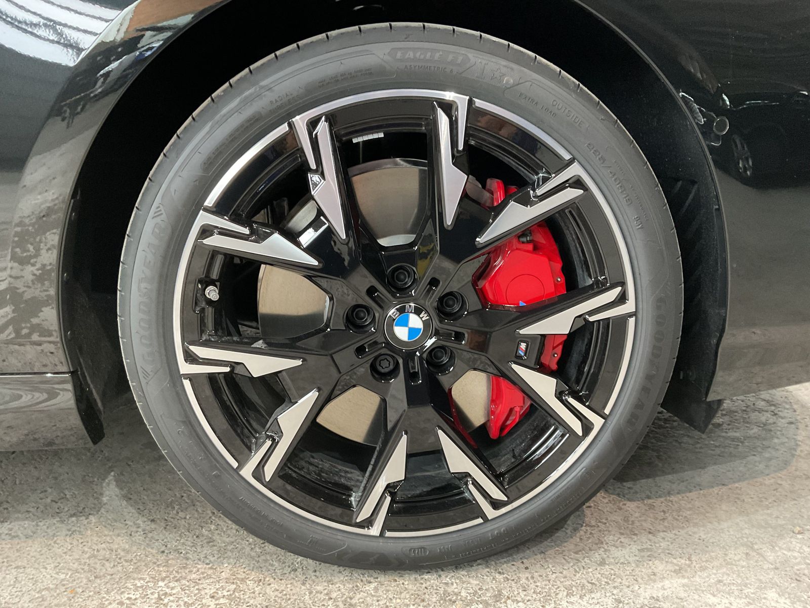 Fahrzeugabbildung BMW 120 19" LMR, Lenkradheizung, AHK M Sportpaket