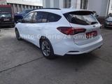 Ford Focus Turnier 1,5 TDCi Cool & Connect Autom. - Ford Focus Gebrauchtwagen in Berlin