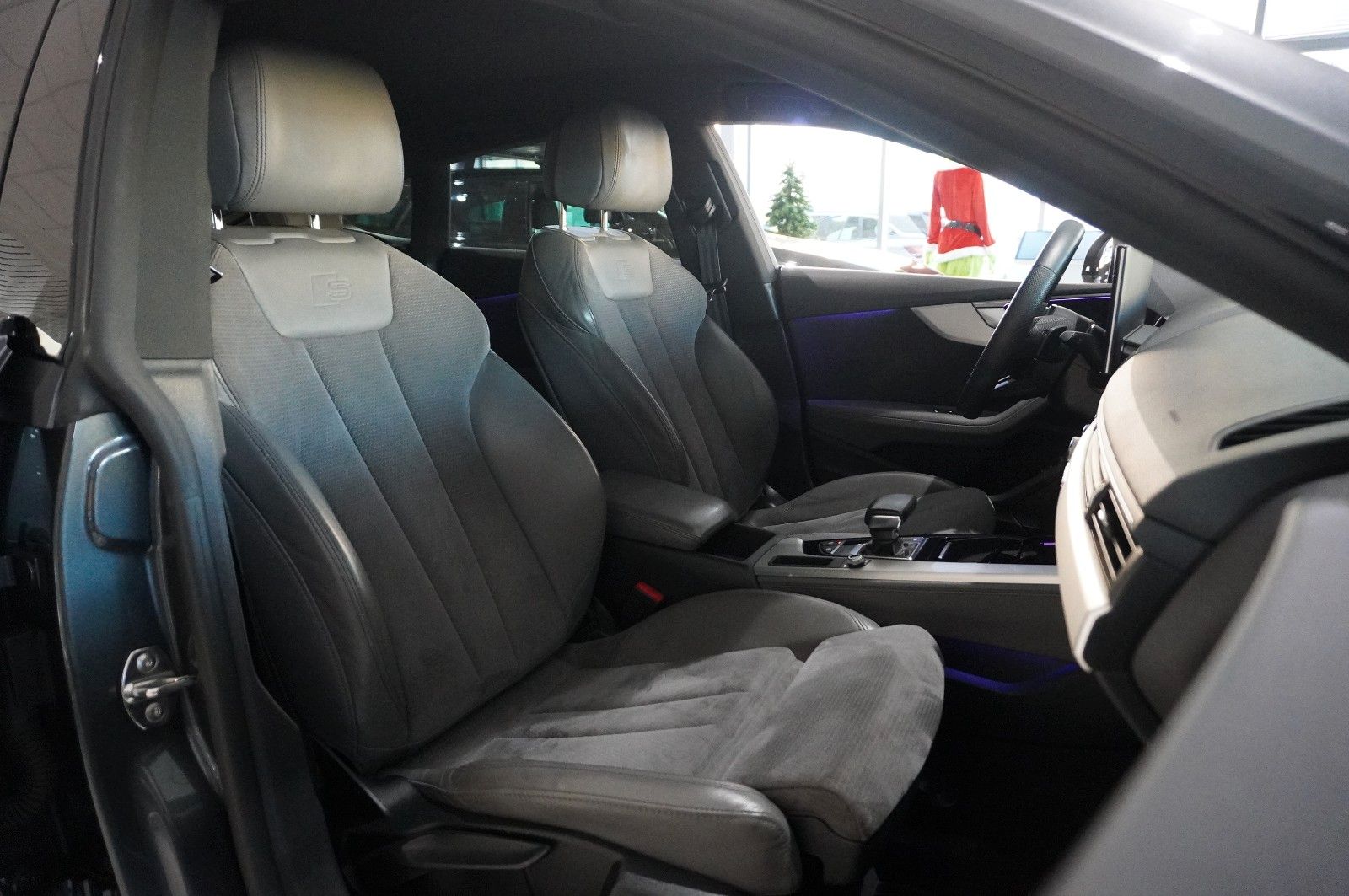 Fahrzeugabbildung Audi A5 Sportback 45 TFSI QUATTRO S-LINE NAVI/MATRIX