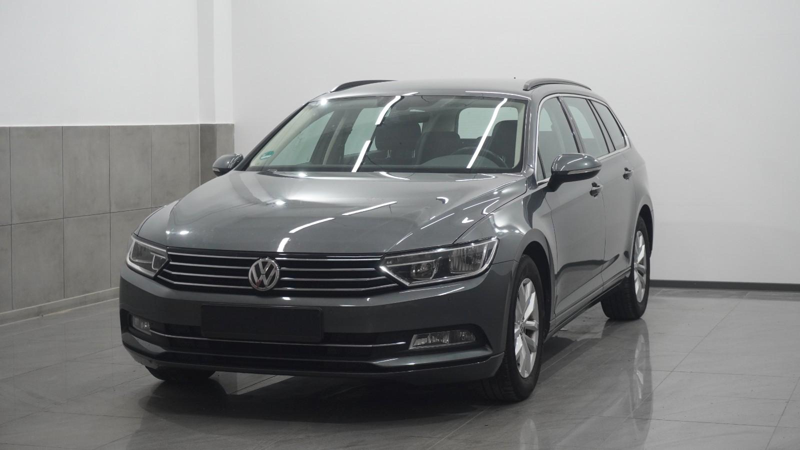 Volkswagen Passat Comfortline BMT ACC/SHZg/PDC/FrontASS