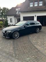 Mercedes-Benz E220 AMG Paket - Mercedes-Benz 220: 220e
