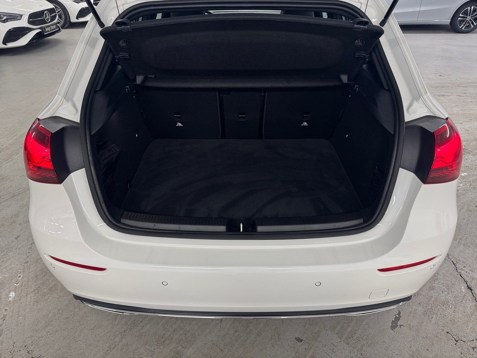 Fahrzeugabbildung Mercedes-Benz A 200 Progressive*Pano*AHK*Distron*Totwink*360°*