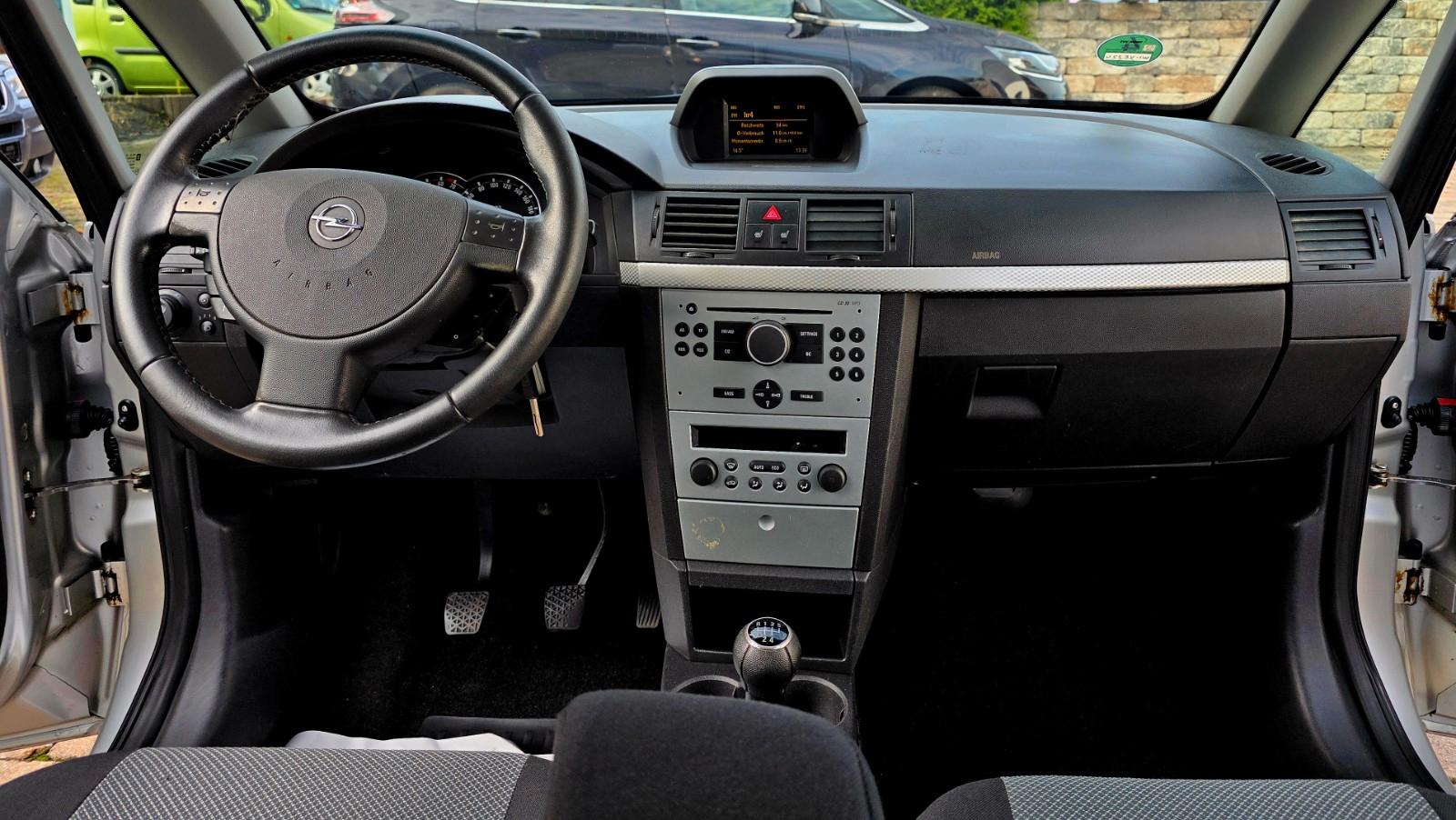 Opel Meriva 2009 — photo 27