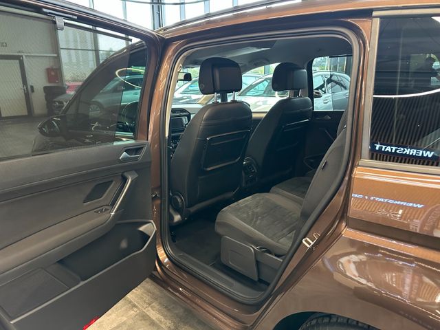 Volkswagen Touran*7-Sitzer*MASSAGE*ACC*AHK*NAV*STHZ*