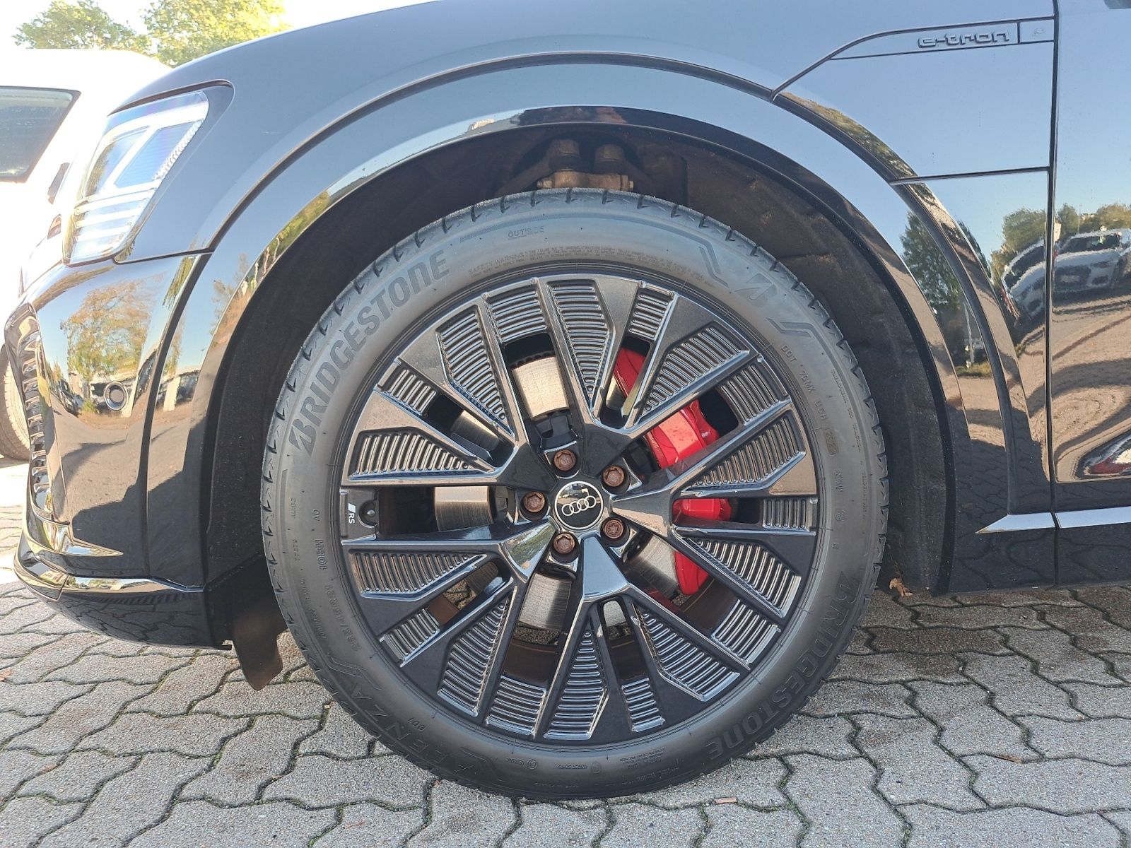Audi Q8 e-tron - Bild 9