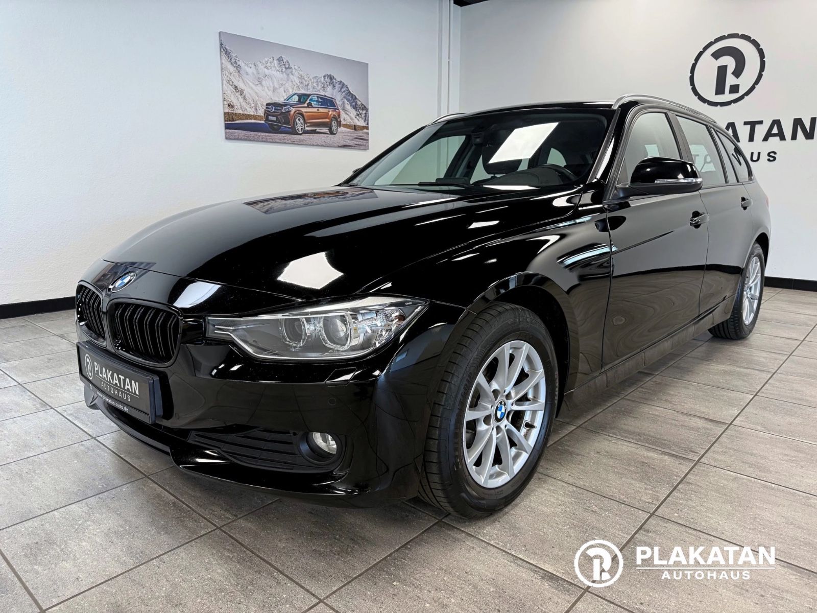 Fahrzeugabbildung BMW 318d Touring Leder Navi Bi-Xenon