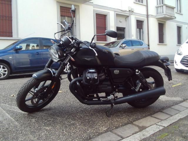 Moto Guzzi MOTO GUZZI V7 Stone S