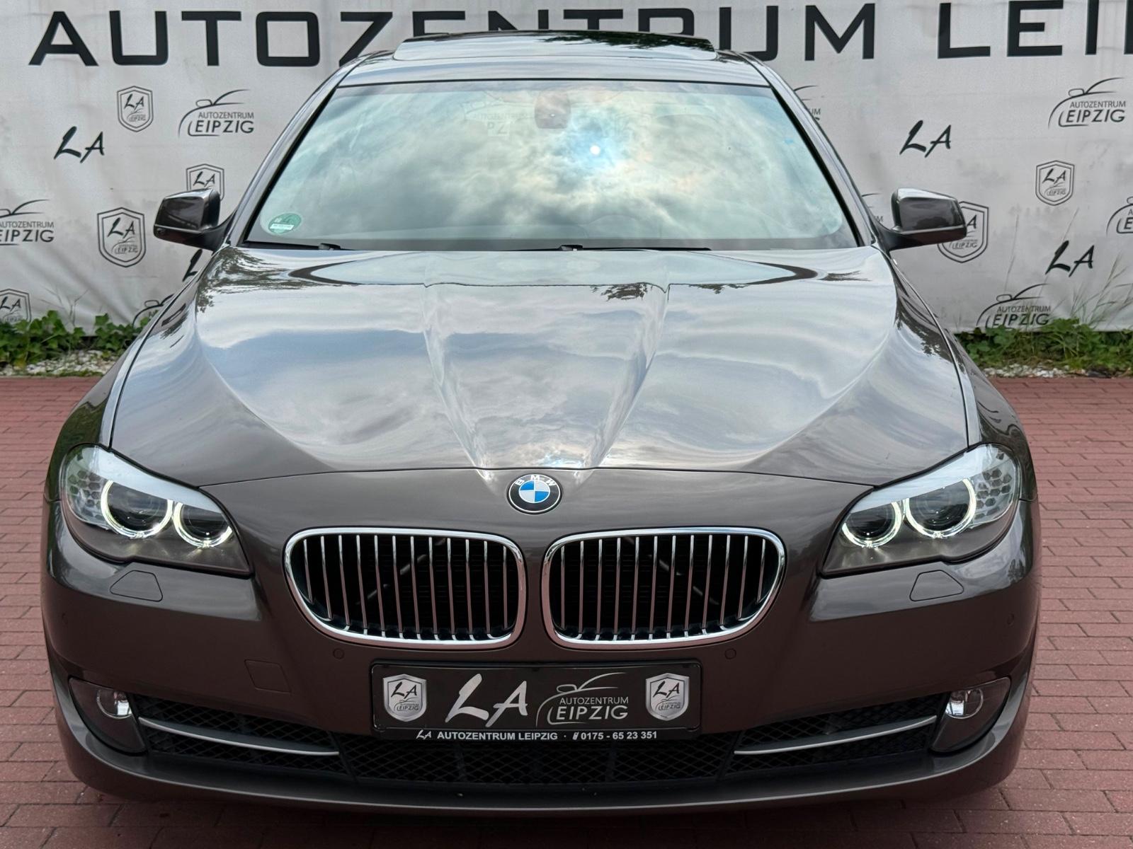 BMW 520i Limousine 1HA*SCHIEBDACH*KAMERA*WENIGKM*TÜV