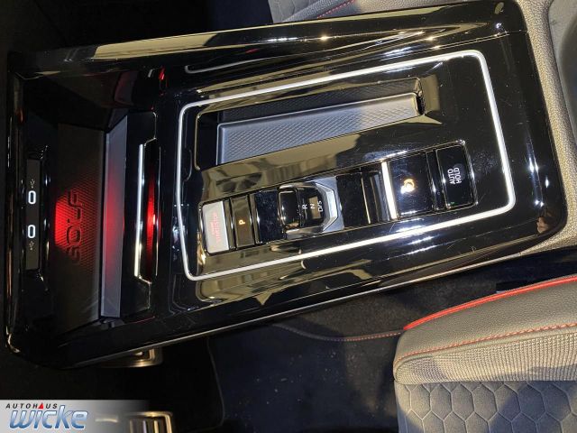 Golf VIII 2.0 TSI DSG GTI Clubsport NAVI KLIMA