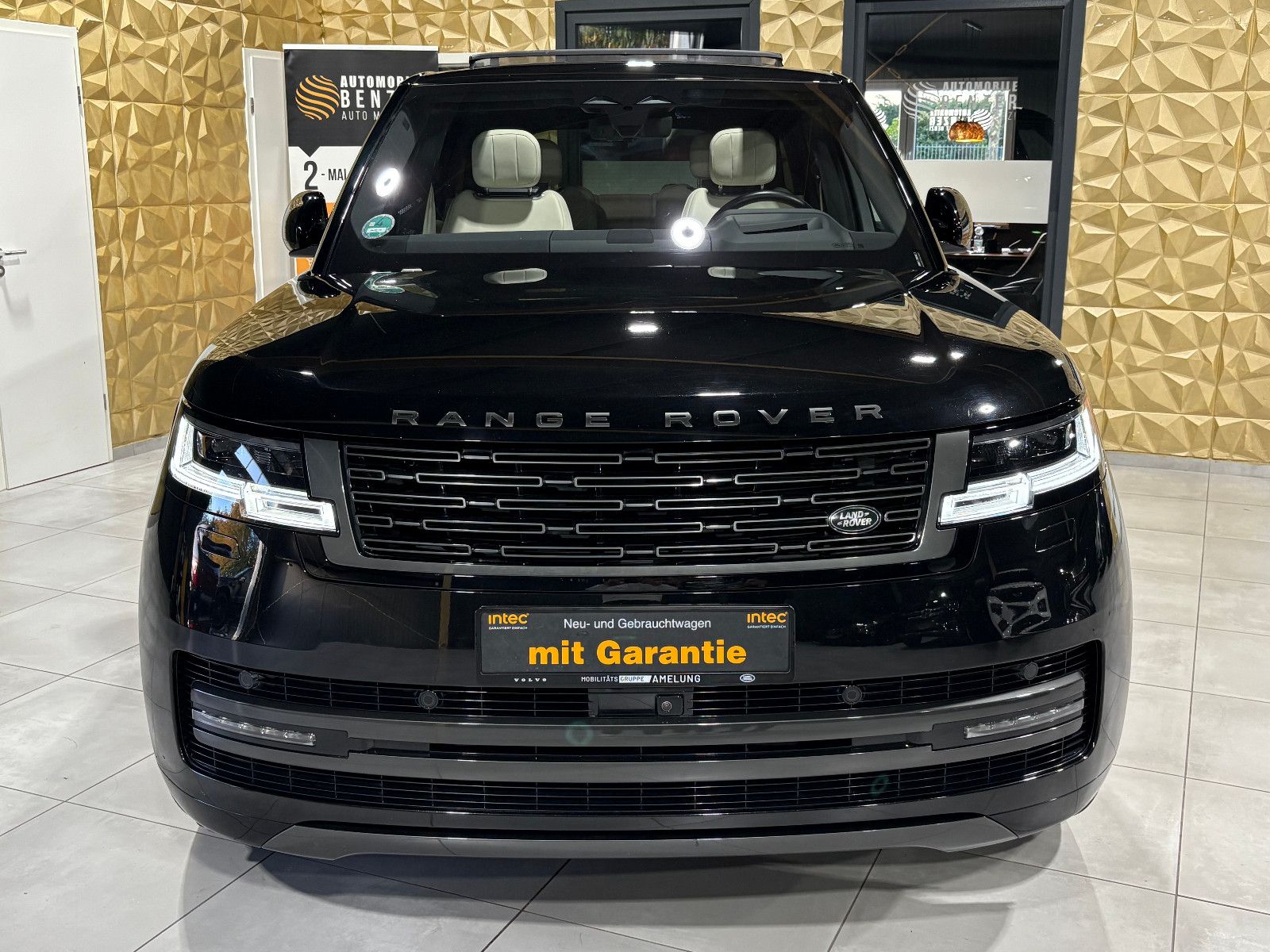 Fahrzeugabbildung Land Rover Range Rover HSE/FOND-TV/MASSAGE/PANO/360°/VOLL