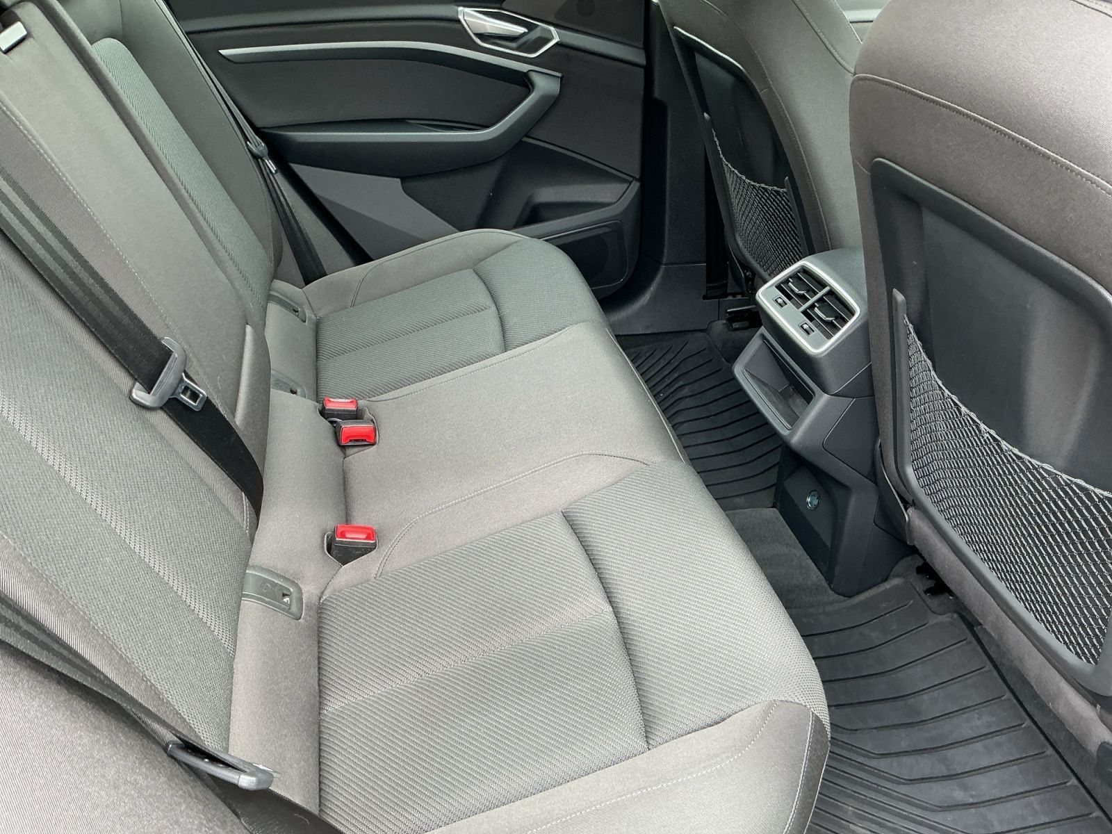 Audi e-tron - Bild 16