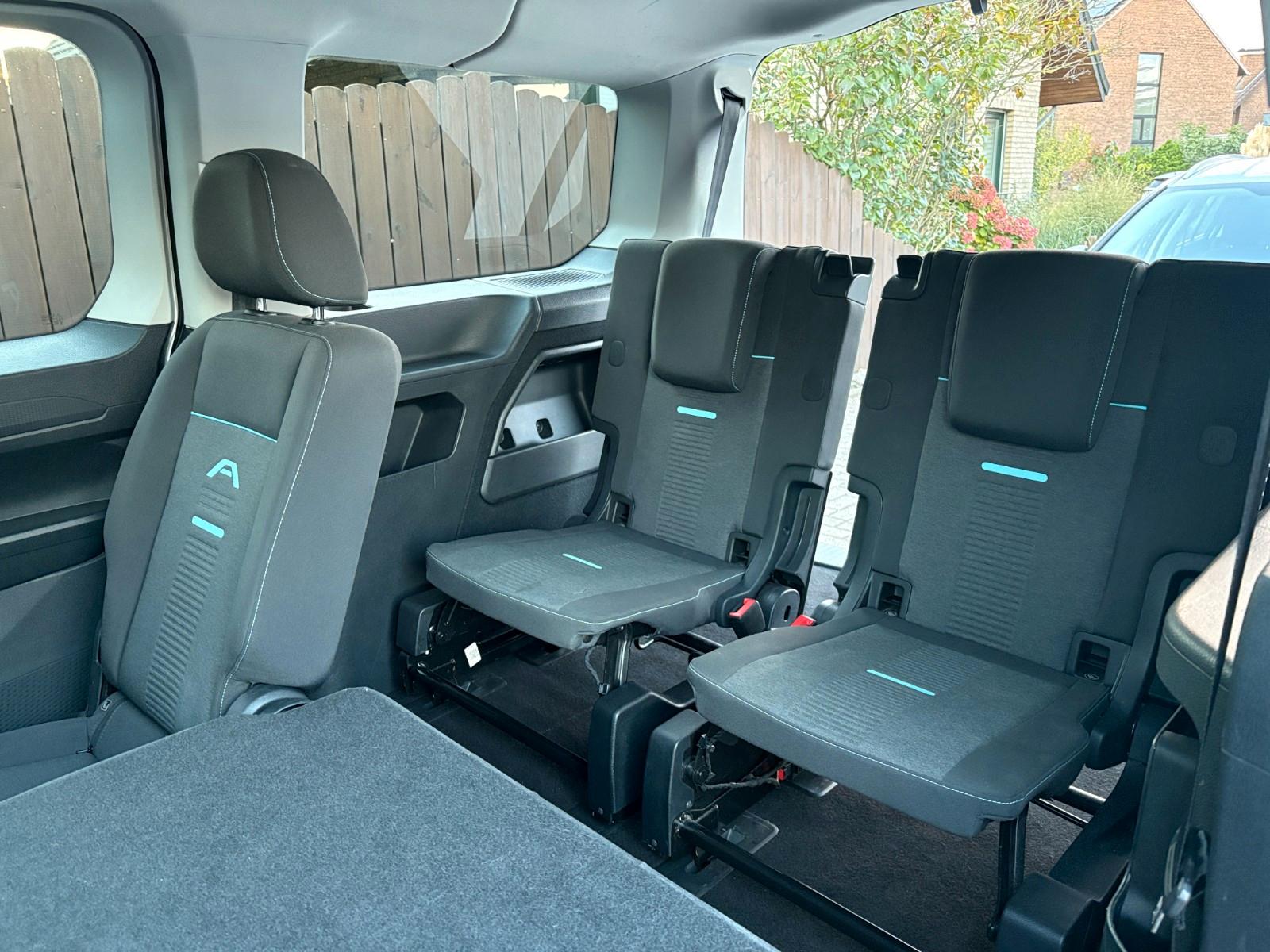 Ford Grand Tourneo 2.0 EcoBlue 90kW Active  7 Sitzer