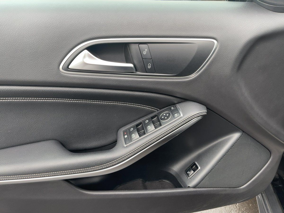 Fahrzeugabbildung Mercedes-Benz GLA 200 AMG/Night/Kamera/LED/AHK