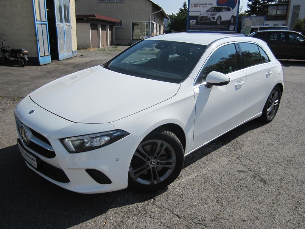 Image of Mercedes-Benz A 220