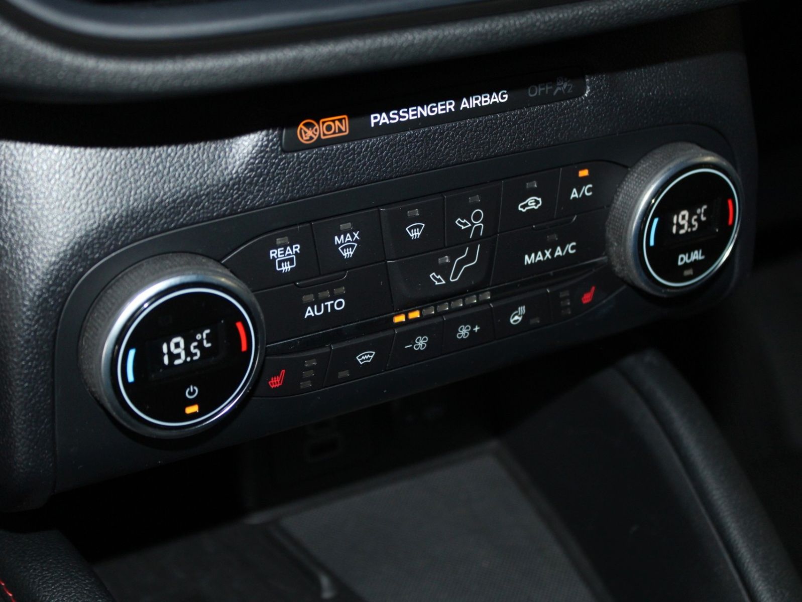 Fahrzeugabbildung Ford Kuga 2.5 PHEV ST-Line X Aut. ACC HUD Cam Panod.