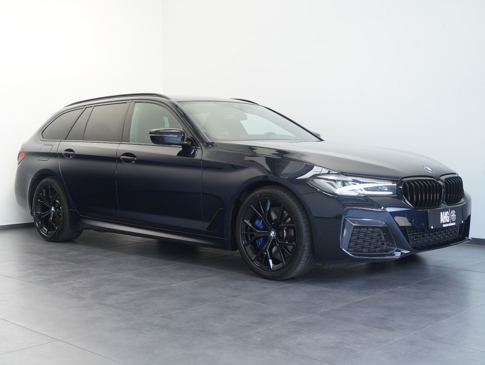 Fahrzeugabbildung BMW 530 d xDrive Touring M Sport LED/H&K/AHK/LM19"