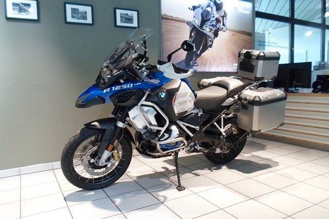 Fahrzeugabbildung BMW R1250GS ADV mit Koffer & Frästeile Paket