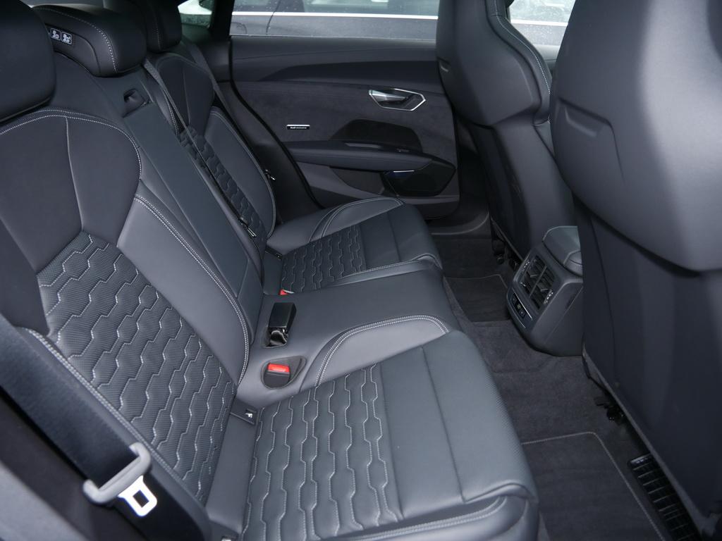 Audi e-tron GT qu. B&O HuD Leder Matrix Sitzbel. 360°