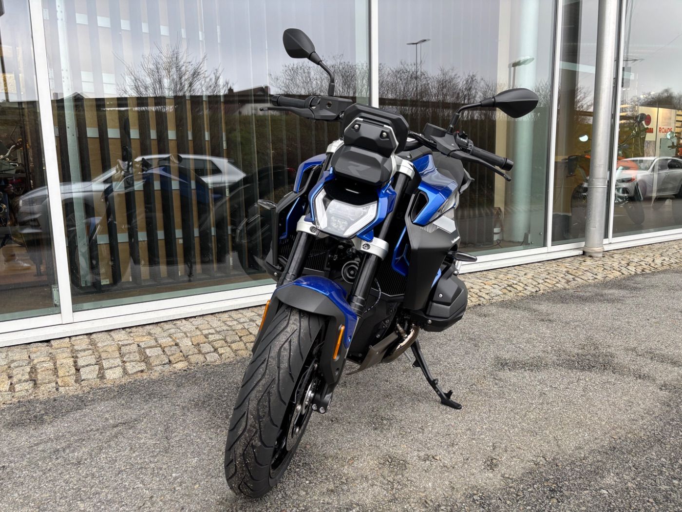 Fahrzeugabbildung BMW R 1300 R Exclusive 3 Pakete