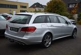 Mercedes-Benz E 350 T  BlueTec LED/SHZ/bel.Sitz/AHKschw./uvm. - Mercedes-Benz E 350 in Bielefeld