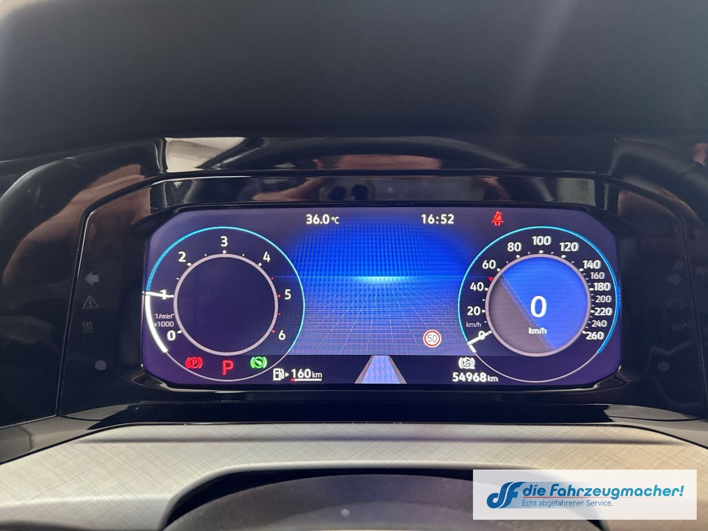 Fahrzeugabbildung Volkswagen Golf VIII Variant Life Navi Digitales Cockpit LE