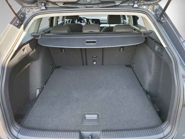 Golf VIII Variant 2.0 TDI Life NAVI+LED+ACC+SIHZ