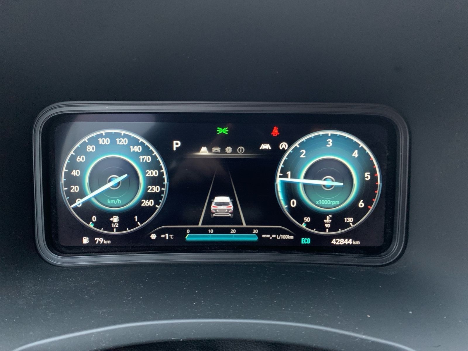 Fahrzeugabbildung Hyundai KONA 1.6 CRDi 7-DCT Trend Mild-Hybrid 1Hd