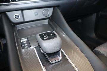 Fotografie des Nissan Qashqai 1.3 DIG-T MHEV Xtronic N-Connecta