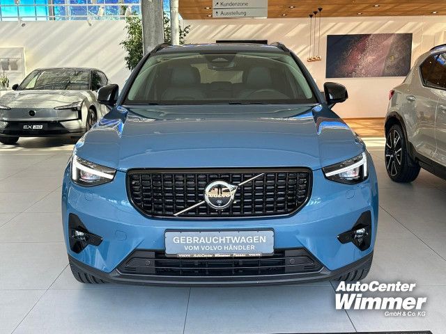 Foto Nummer 2: VOLVO XC 40