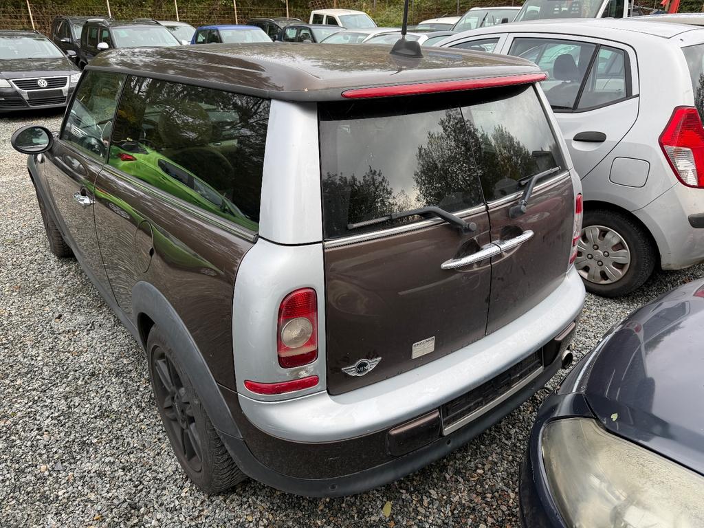 MINI Cooper Clubman