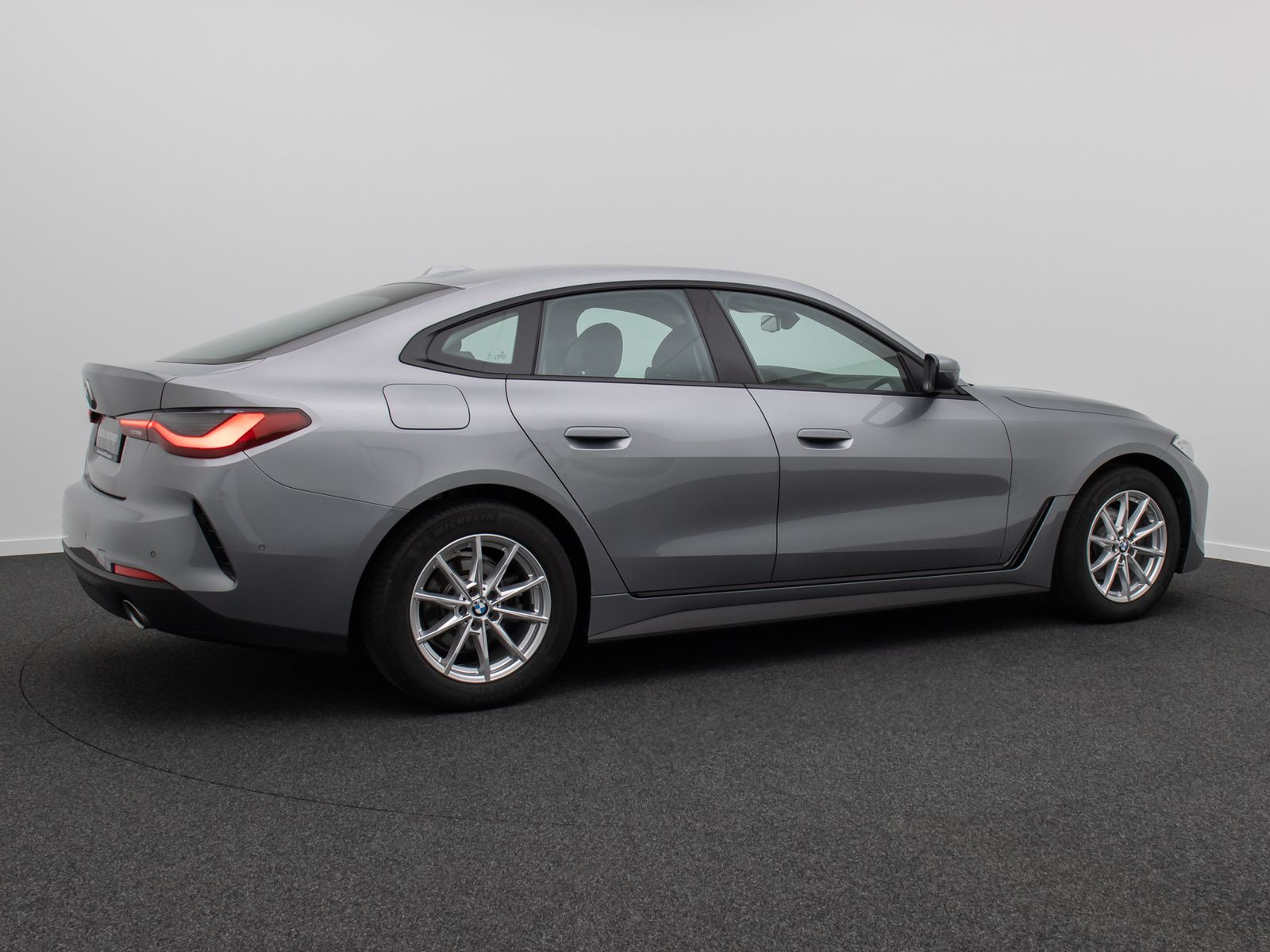 Fahrzeugabbildung BMW 420 Gran Coup&eacute; Alarm Kamera DAB GeschwindigReg