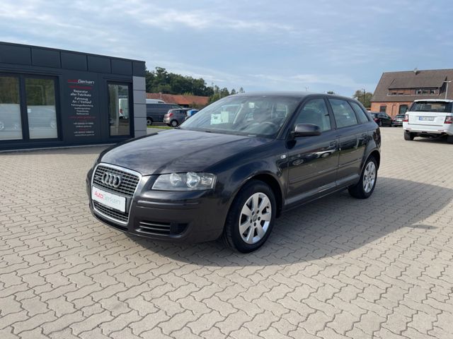 AUDI A3 Sportback 2.0 TDI Ambiente quattro Leder AHK