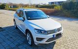 Volkswagen Touareg 3.0 V6 TDI SCR Tiptronic - - VW Touareg Gebrauchtwagen in Stuttgart