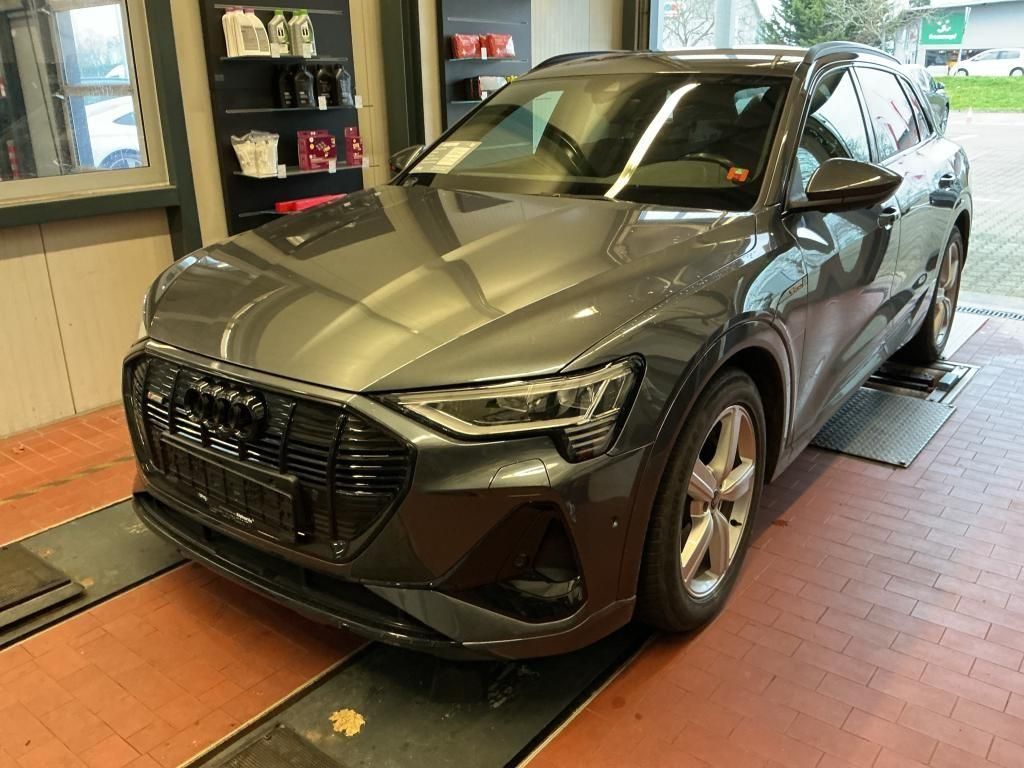 AUDI E-TRON 50 2x S LINE BLACK MATRIX/ACC/360°/SIDE