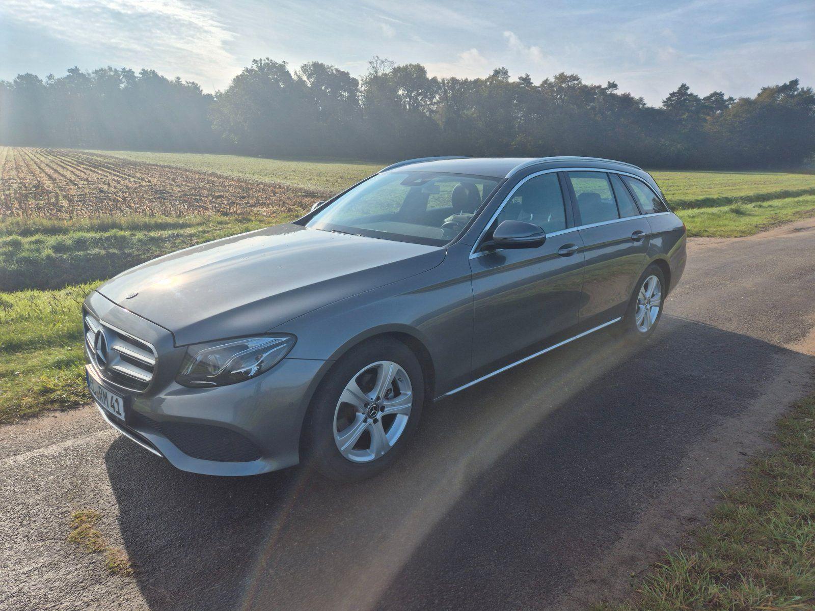 Mercedes-Benz E 200