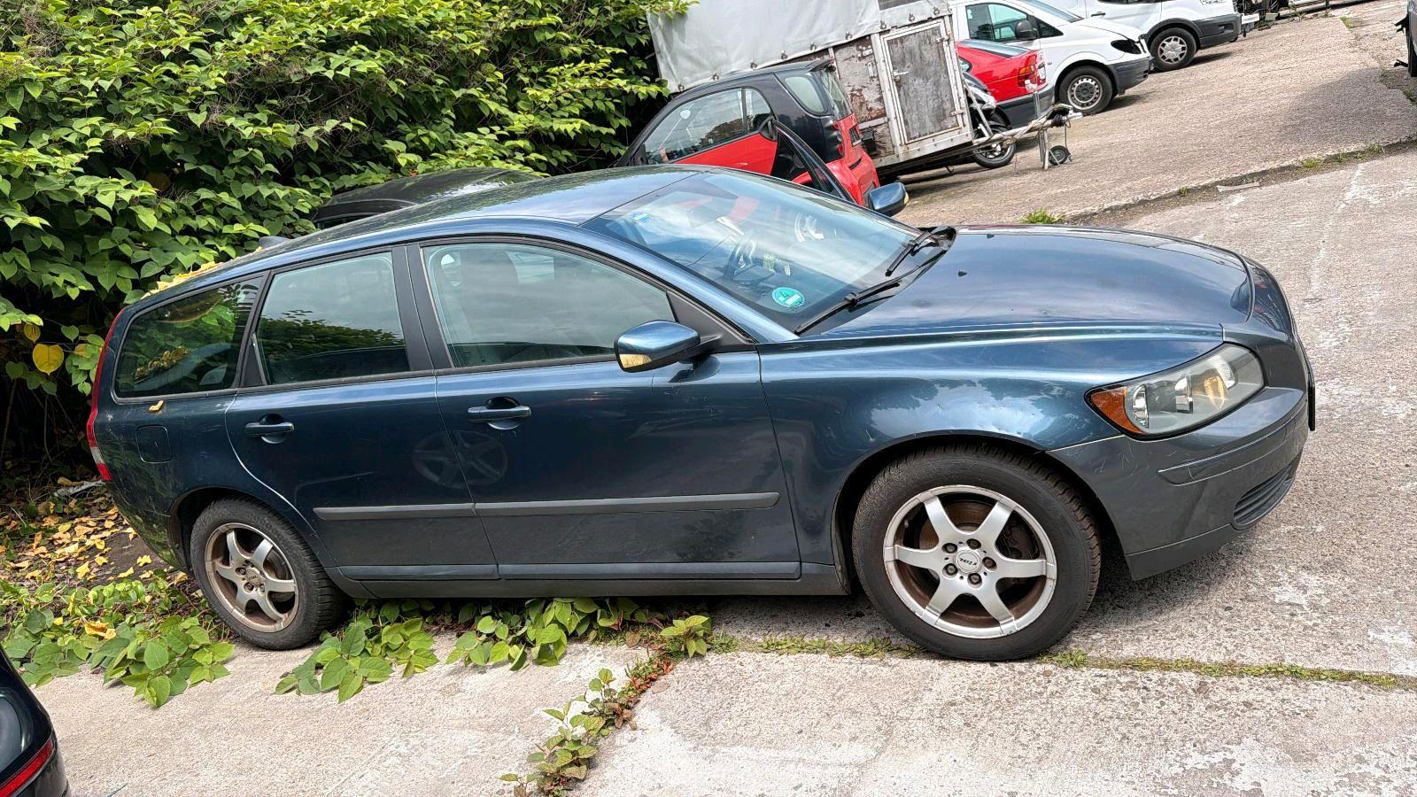 Volvo V50, 2005