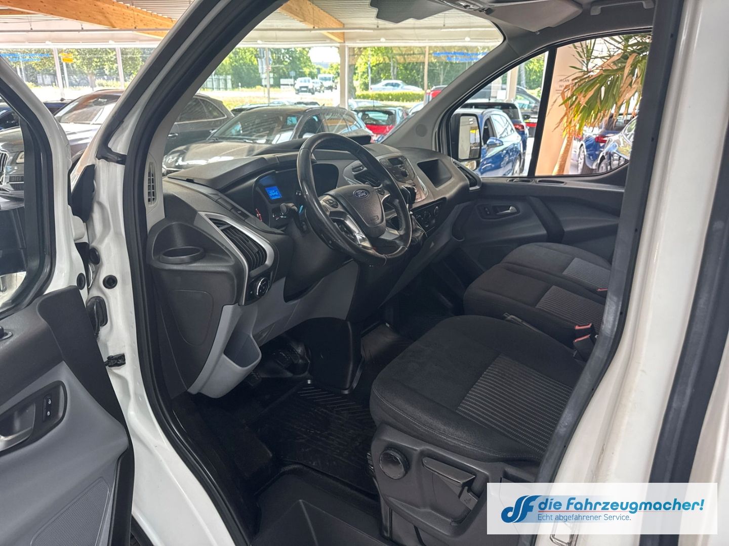 Fahrzeugabbildung Ford Transit Custom Kasten L1 H1 Trend Klima 2.0  Zah