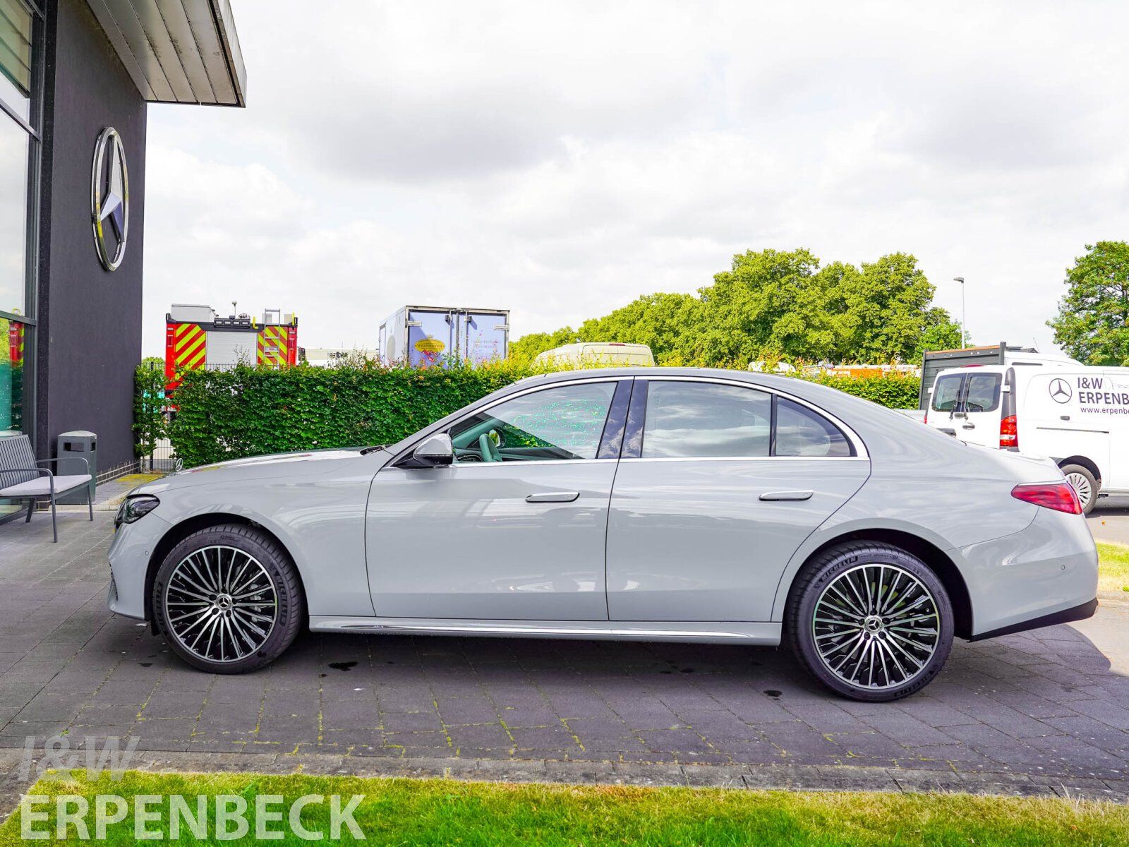 Fahrzeugabbildung Mercedes-Benz E 450 d Exclusive Premium Plus 4Matic