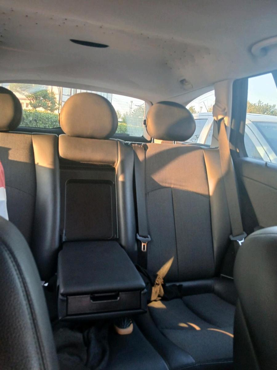 Mercedes-Benz  2006 — photo 8