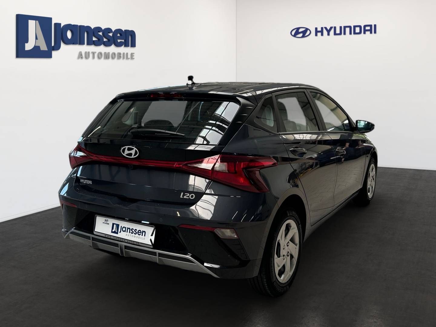 Fahrzeugabbildung Hyundai i20 FACELIFT | 1.0 T-GDI (90 PS)| 6-MT 2WD Selec