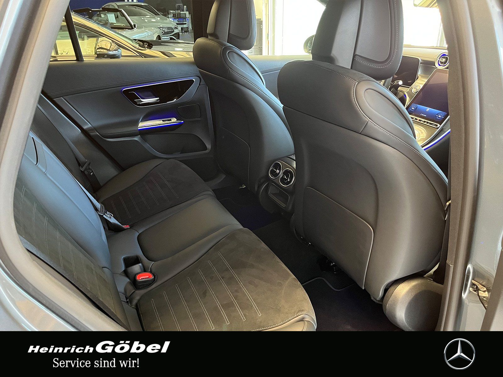 Fahrzeugabbildung Mercedes-Benz GLC 200 4M AMG+MEMORY+KAMERA+LED+CARPLAY+WINTERP