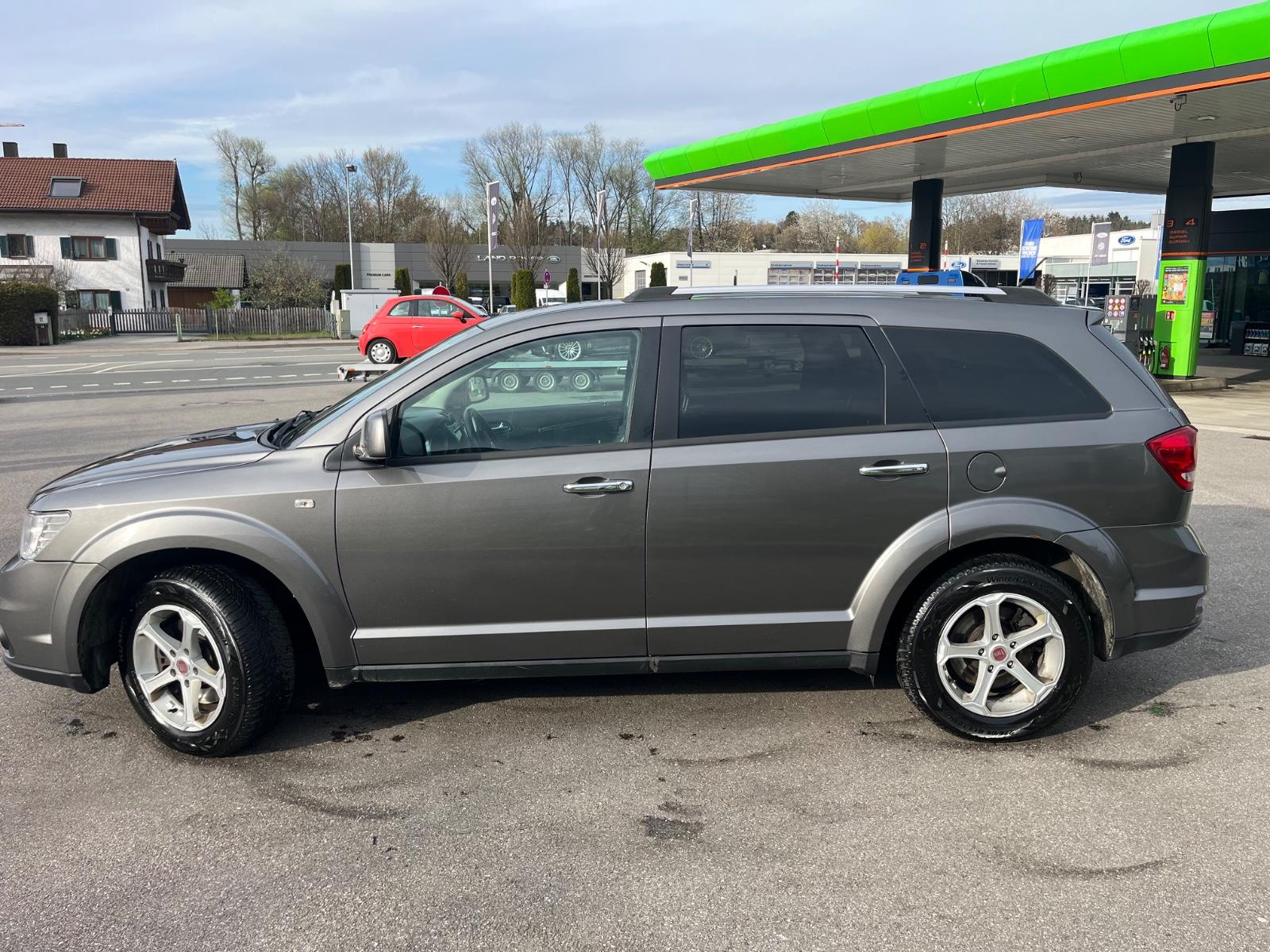 Fiat Freemont Lounge AWD (AUTOMATIK)
