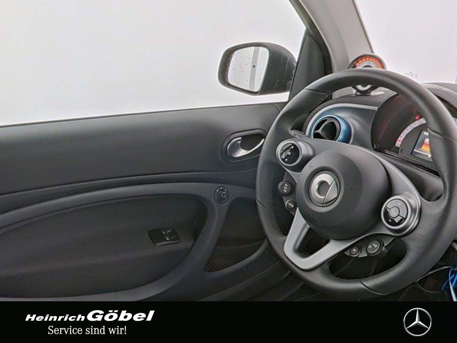 Fahrzeugabbildung Smart EQ passion 22KW+WINTER.P+ALLWETTER+LED+CARPLAY