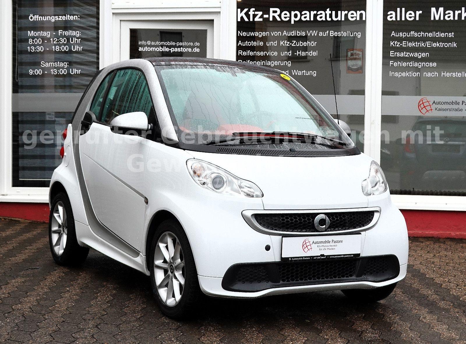 Smart fortwo 1,0 coupe~Kamera~Servo~Stoff Rot